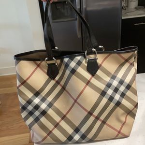 Burberry tote bag